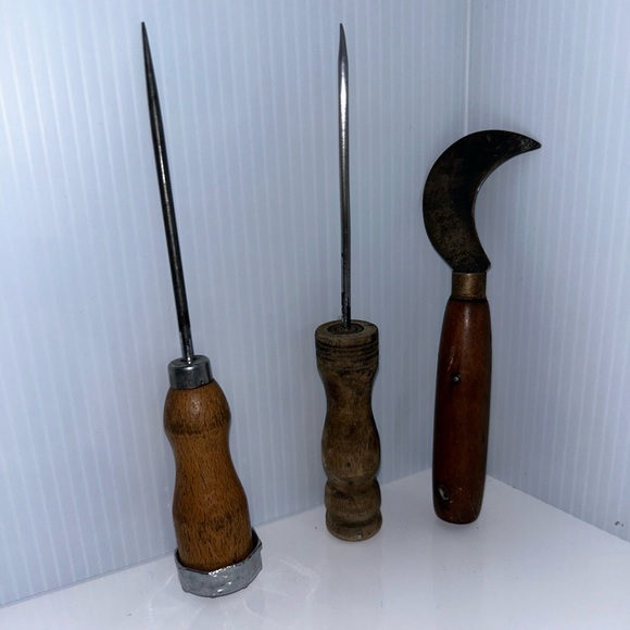 3 Vintage /Antique Handmade Tools 2 Metal Ice Pick & Hooked Knife Wood Handles - Picture 1 of 16